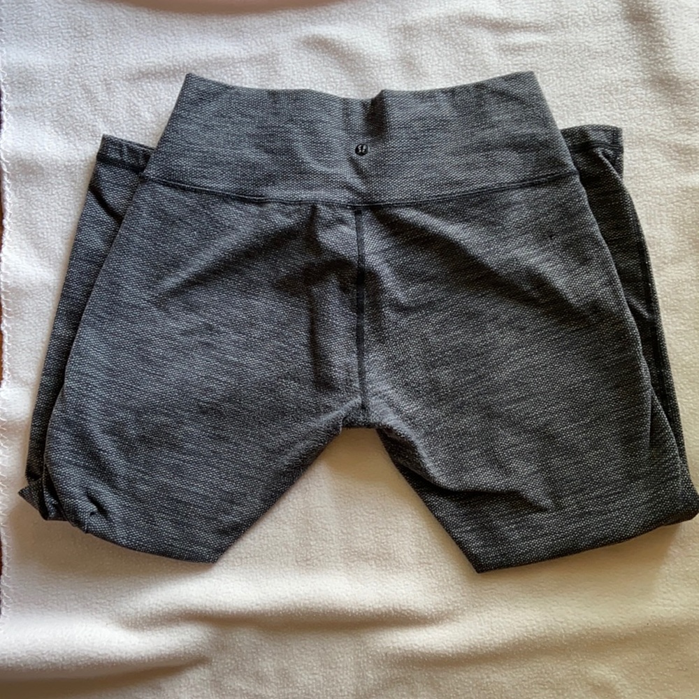 Lululemon 🍋 yoga pants